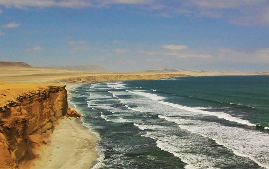 durch die Wüste bei Pisco