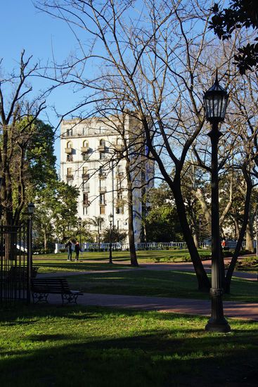 Parque Lezama