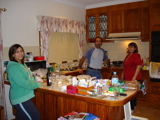 li Kristie, Mitte George und re Paula
--meine Gastfamilie--