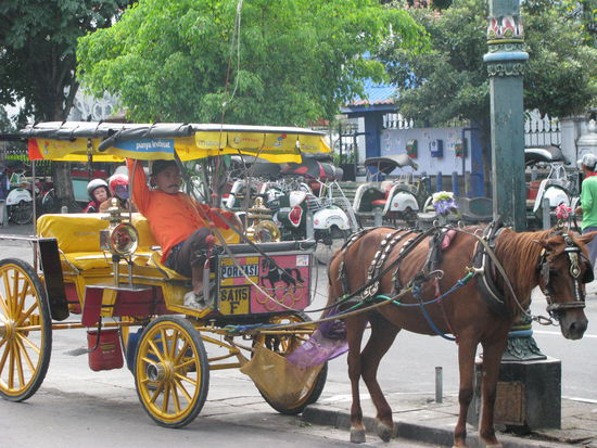 Eines der Transportmittel in Yogyakarta.