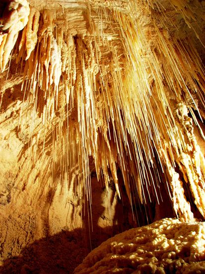 feine tropfsteine