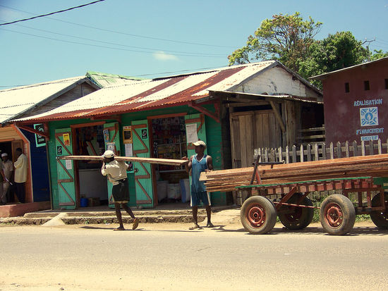 Mittags in Ambodifototra