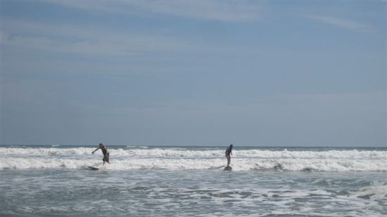 und hier sliden die cracks von canoa (links ashley, rechts schetty)