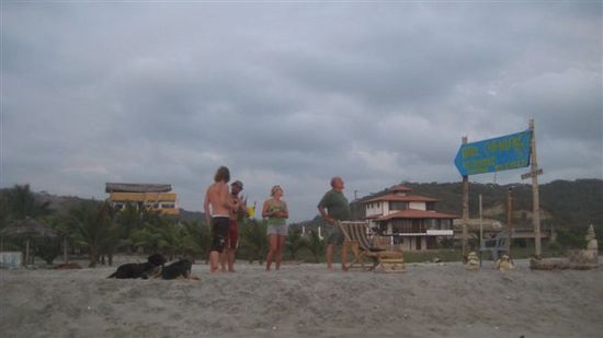 vernissage des neuen beach sign.