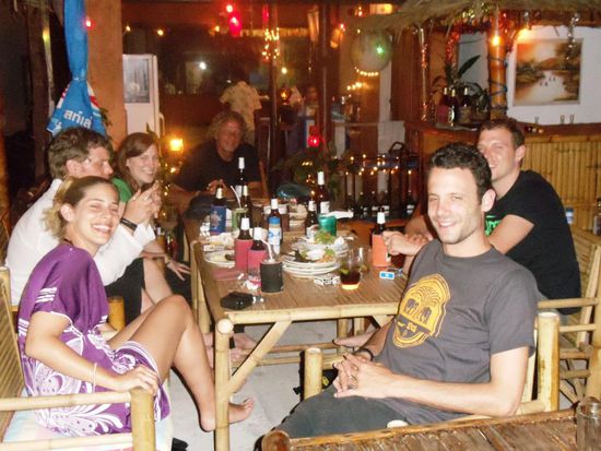Wiedersehen mit Ramona, Thomas, Ronny, Alain und Karina auf der Insel Koh Phangan in Ao Chaoklum