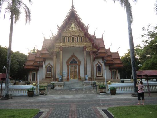 Wat Sri Ubonratianaram