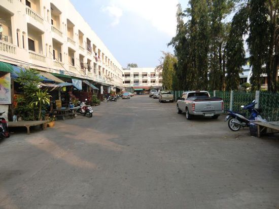 Rotlichtstraße in Mukdahan