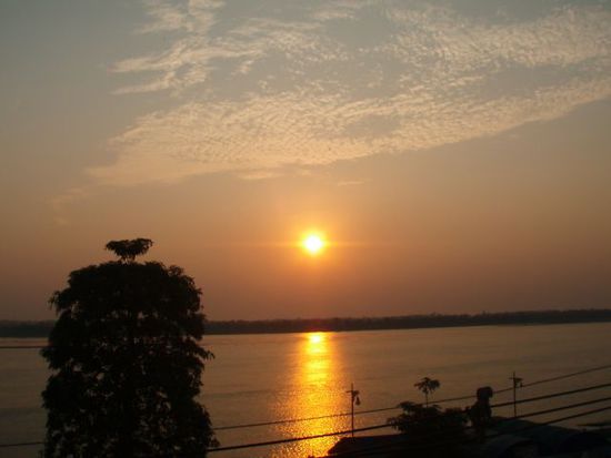 Sonnenaufgang am Mekong