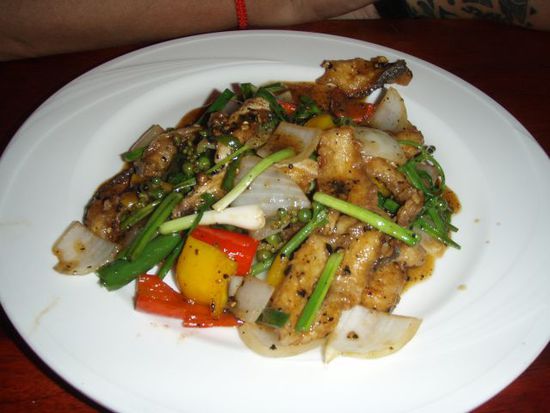 .....Diep Fried Mekong River Fish mit schwarzem Pfeffer