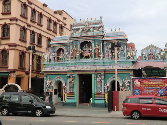 Sri Vadapathira Kaliamman Temple