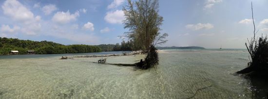 rechts das Meer, links die Einmündung...genial !!!