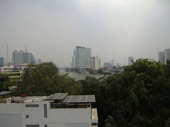 der Ausblick vom Balkon nach links