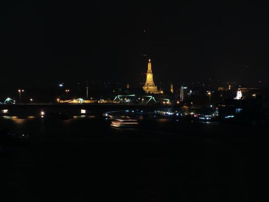 Wat Arun bei Nacht