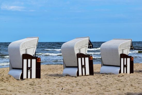 Strandstühle an der Nordsee.