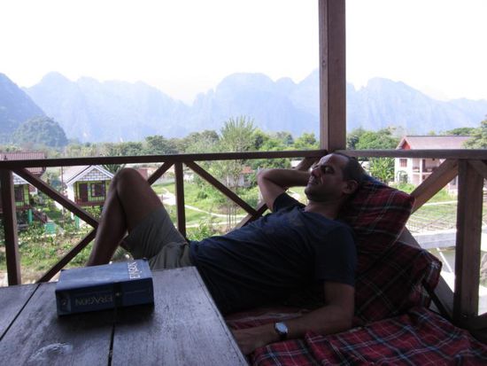 waehrend ich ein Nickerchen am Fluss gemacht habe ...