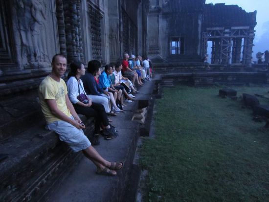 ... gespannt warten die Touristen...