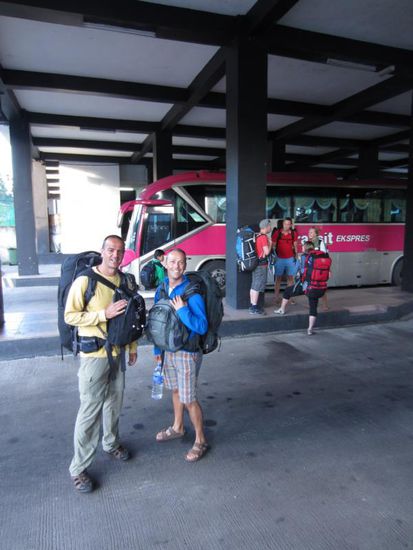 auf nach Kuala Lumpur zurueck in die tropische Waerme!