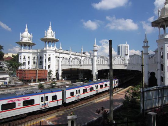 Der Bahnhof von KL ist wirklich einer der schönsten, die wir bisher gesehen haben.