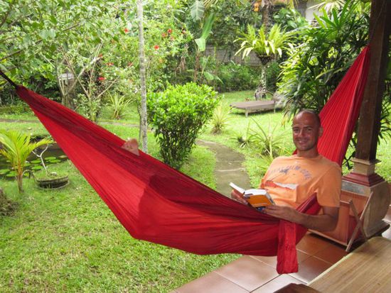 Nach einem Ausflug gibt es nichts schöneres als ein Stündchen zu lesen.