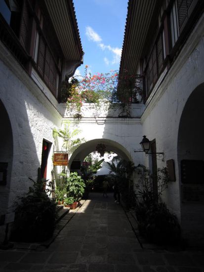 ... und in den Gassen kam man sich vor wie in Sevilla.