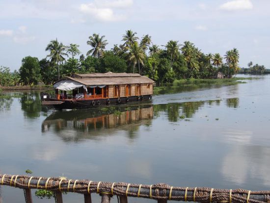 und ein paar Bilder von den Backwaters...