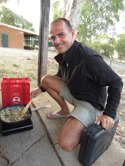 Endlich gesunde und kalorienarme Selbstverkostung - schöne Picknickplätze gibt es zum Glück genug.