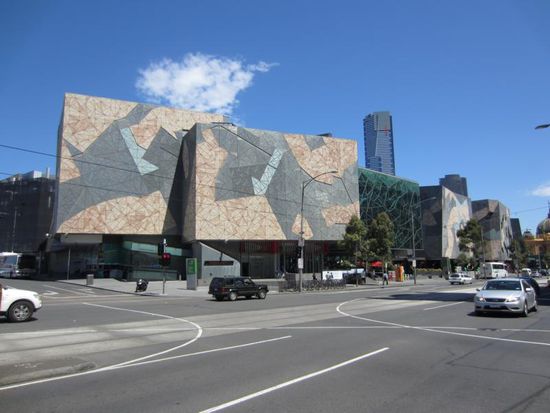 ... und gleich daneben das Ian Potter Centre of Art...