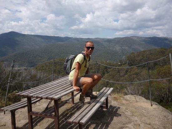 Aufstieg zum Mount Kosciuszko - da hing Björn schon auf der Hälfte ganz schön die Zunge heraus. 