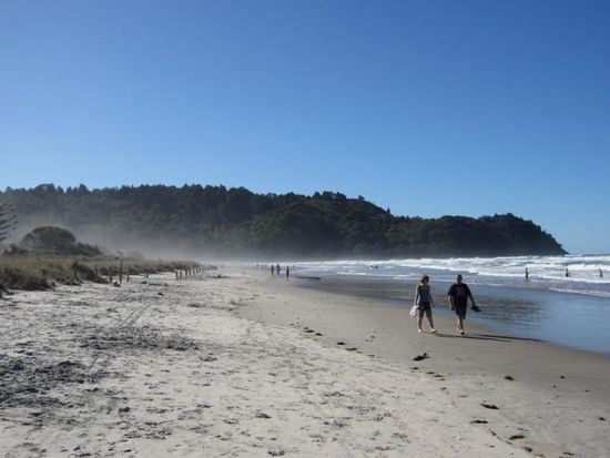 Waihibeach an der Bay of Plenty - auch NZ hat schöne Strände, wenn auch nicht so imposant wie die in Australien.