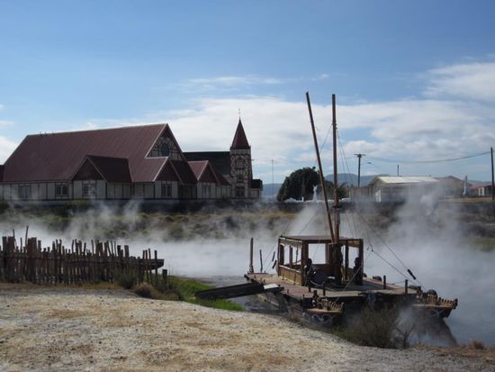 In Rotorua dampft es überall...