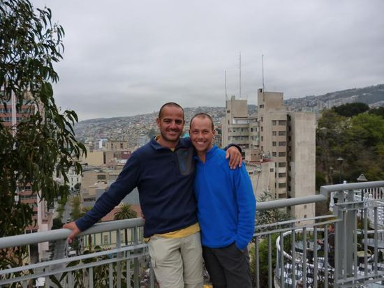 Über den Dächern von Valparaiso - leider war das Wetter an dem Tag ziemlich grau und zudem deutlich kühler als in Santiago - "Dank" des kalten Humboldtstromes.