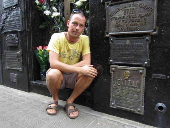 Björn an der letzten Ruhestätte von Evita - der wohl bekanntesten Persönlichkeit Argentiniens.