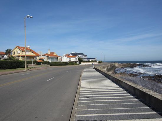 Jetzt im Herbst war die Strandpromenade aber menschenleer...