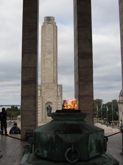 ... in dem ein ewiges Feuer brennt.