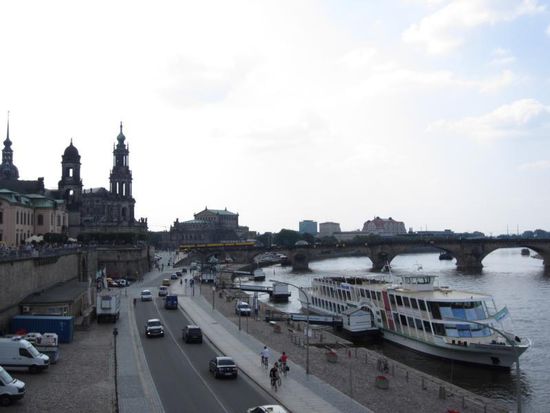 Dresden, auch "Elbflorenz" genannt gehört mit Sicherheit zu den schönsten Städten Deutschlands.