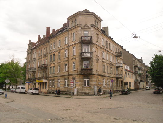 Eckhaus ehemalige Kasernenstraße / Wichertstraße