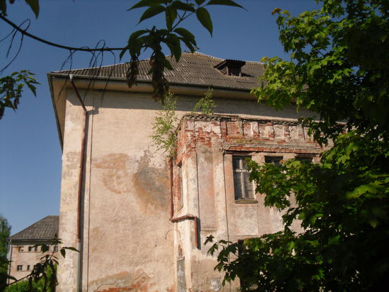 Das Gebäude zerfällt langsam