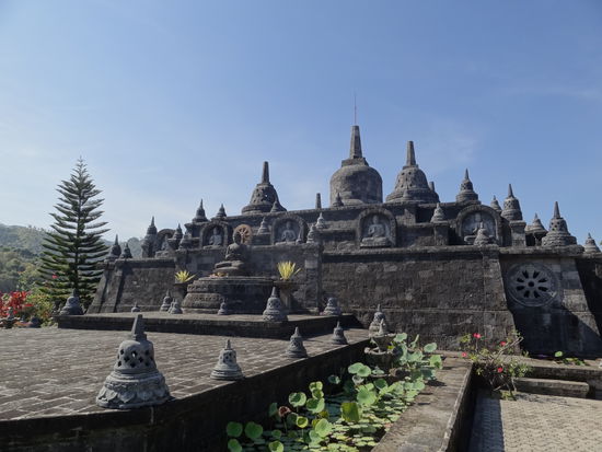 der buddhistische Tempel!