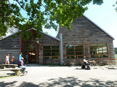 Museum und Cafe in Tanum