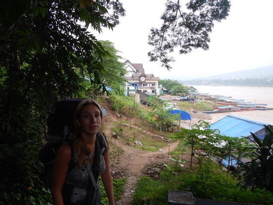 Gugug Laos wir kommen- ab durch den Gatsch!!!!!! (Schlamm  )
(End of Thailand)