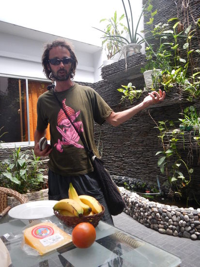 Jausenzeit oder "Brotzeit" im Guesthouse mit Bananas "All you can eat"
(HCMC)