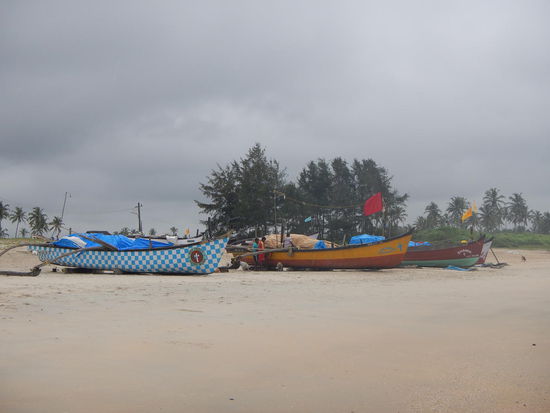 Viele Menschen leben hier vom Fischfang- Frischer Fisch auf den Tisch!
Strand von Benaulim, Ende der Monsunzeit