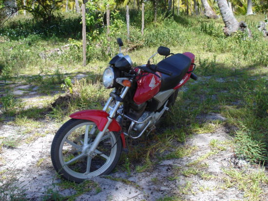 Meine Honda auf Barra Grande - Stollenreifen waeren besser gewesen