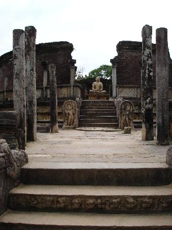 Hatadage Tempel im heiligen Bezirk