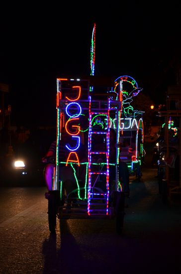 Festtagsumzug in Yogya.