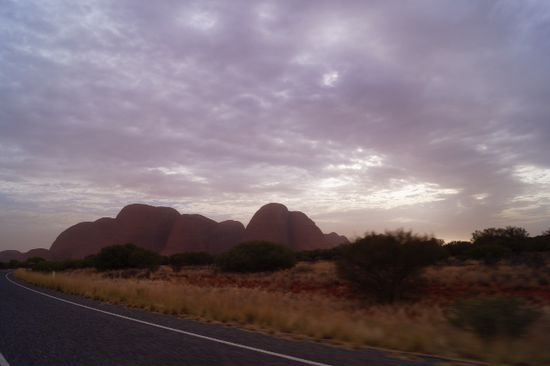 Die Olgas. Sind eigentlich samt Uluru eins einziger Felsen und unter der Erde verbunden.