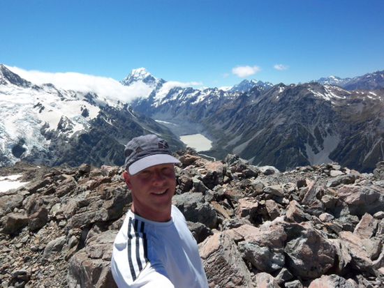 Endlich ganz oben ... Den rucksack hab ich in der hütte gelassen. War ja nimma weit