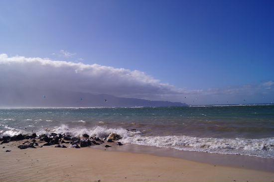 Zurück am Kanaha Beach wo Karl schlafend auf mich wartete