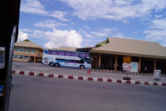 Busstation in Chiang Mai .... Gebäude in recht gutem Zustand