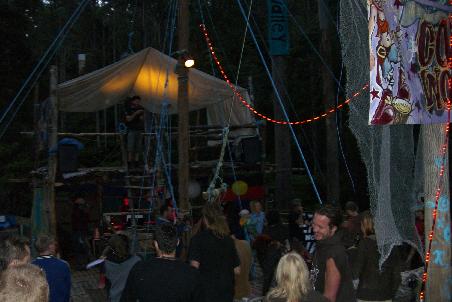 Die Party-Location mitten im Wald.
